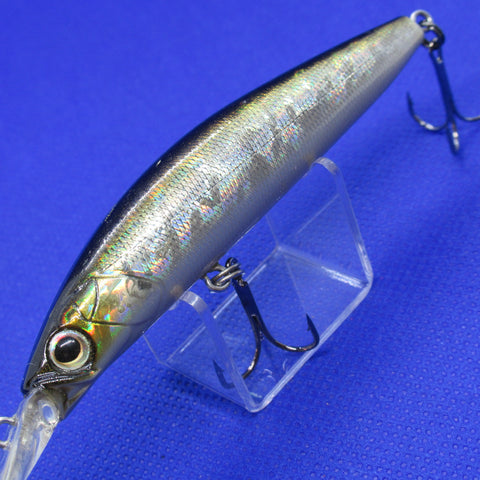 LIP IN BAIT F [Used]