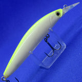 LIP IN BAIT F [Used]